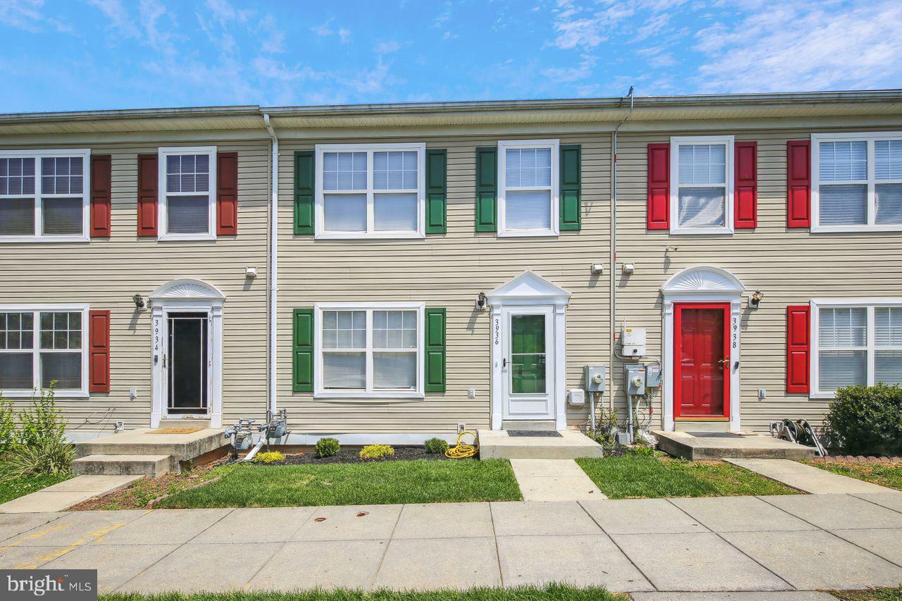 3936 Burns Place SE  Washington DC 20019 photo