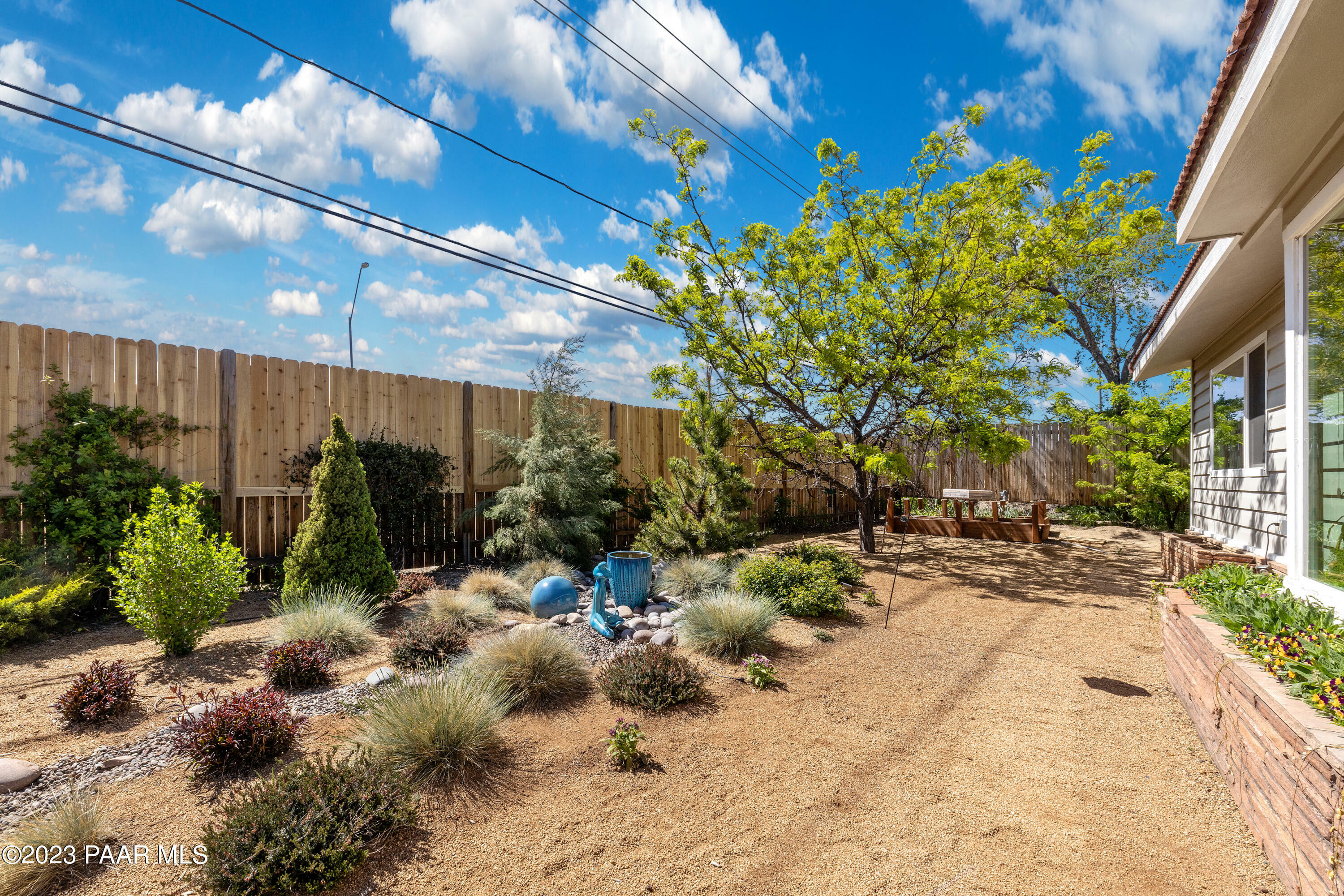 Property Photo: 1219 Willow Creek Road AZ 86301