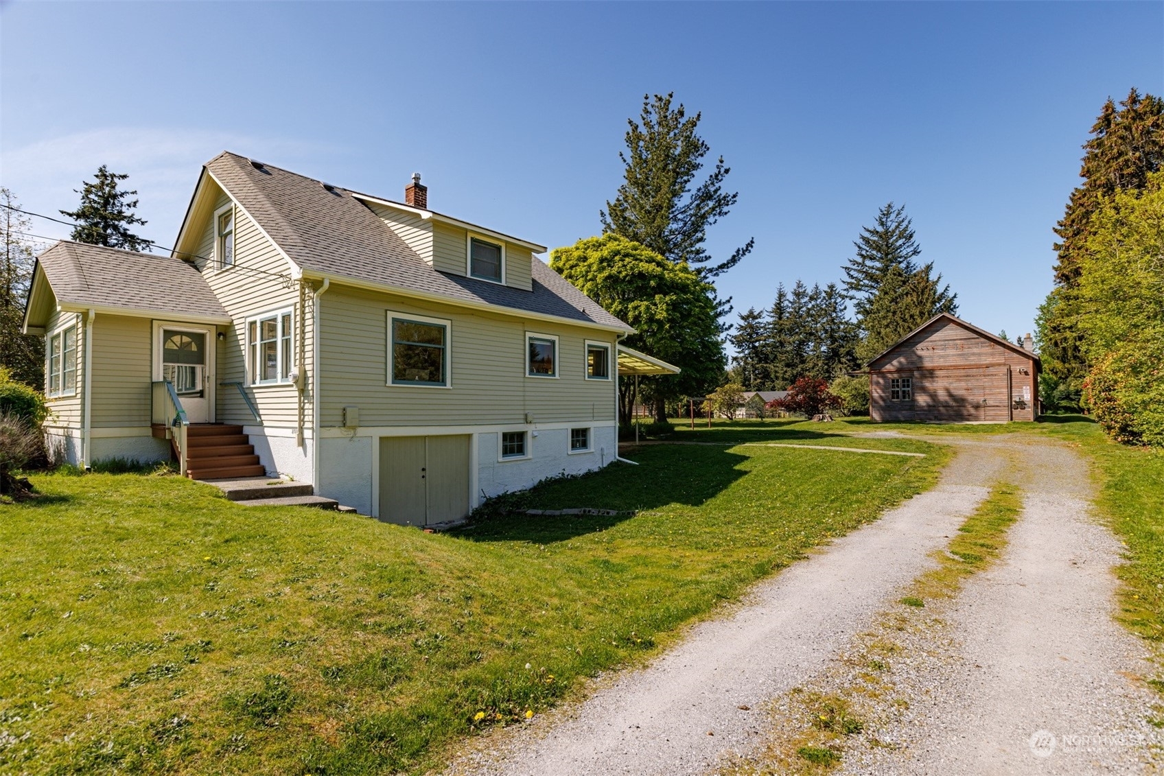 Property Photo: 2722 Birchwood Avenue WA 98225