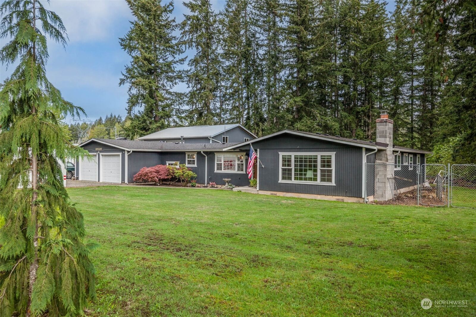 House for sale in Kent 20224 SE 287th Street, Kent, WA 98042