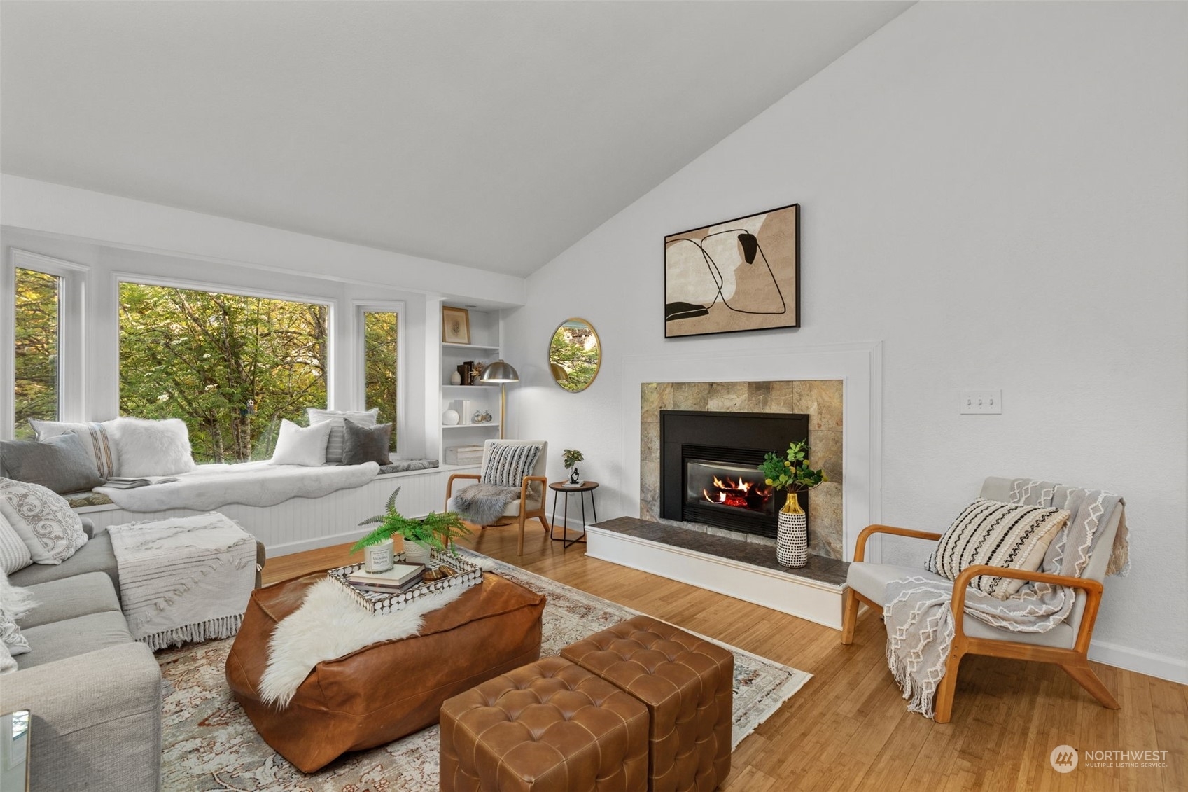 Property Photo: 6734 S 112th Place WA 98178