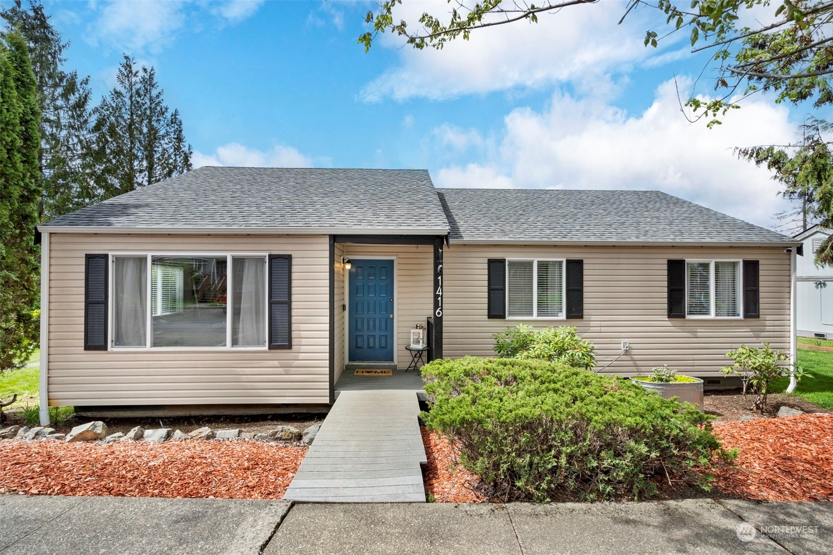 Property Photo:  1416 128th Drive NE 8B  WA 98258 