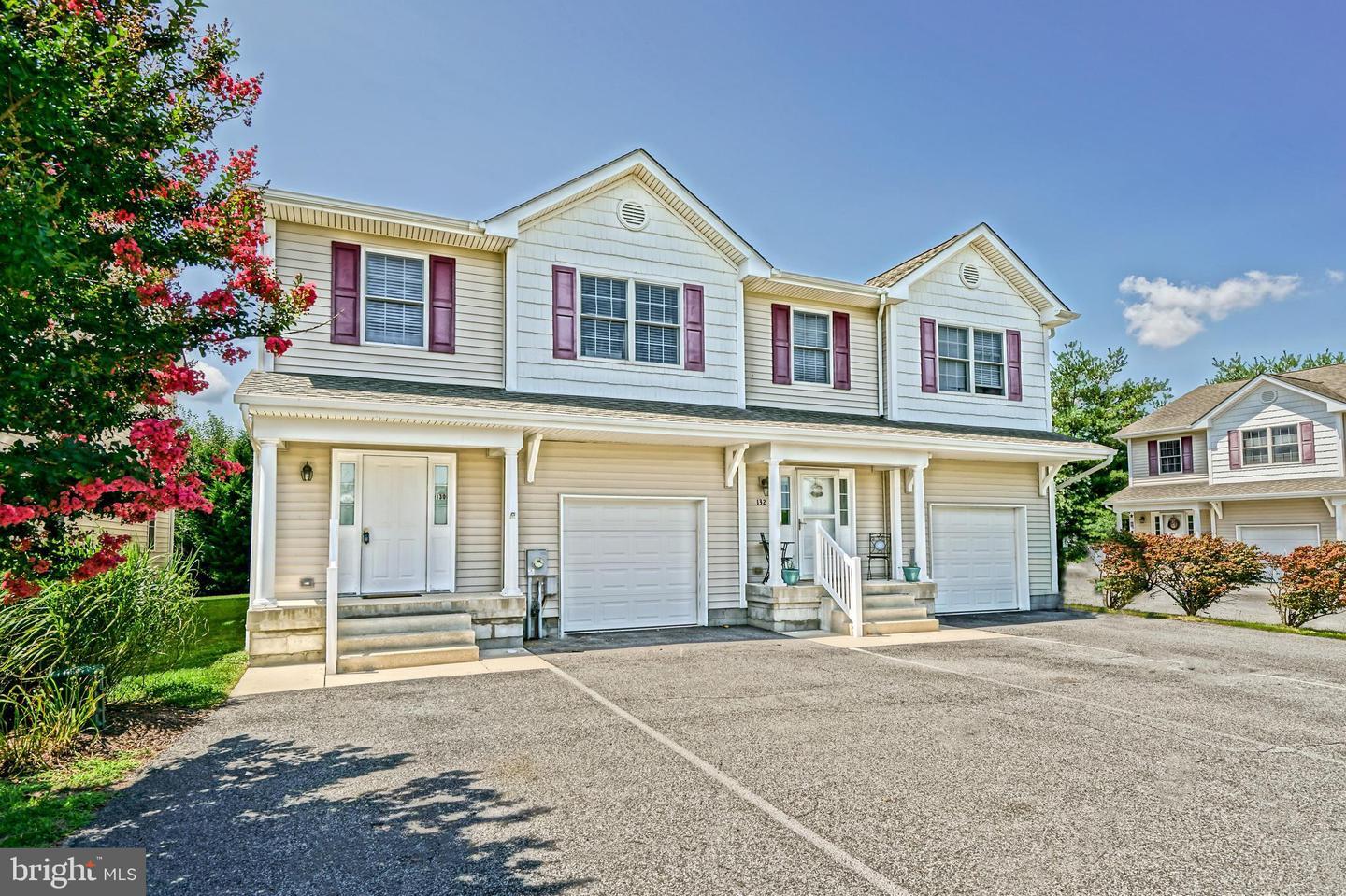 Property Photo: 130 Main Sail Lane DE 19968