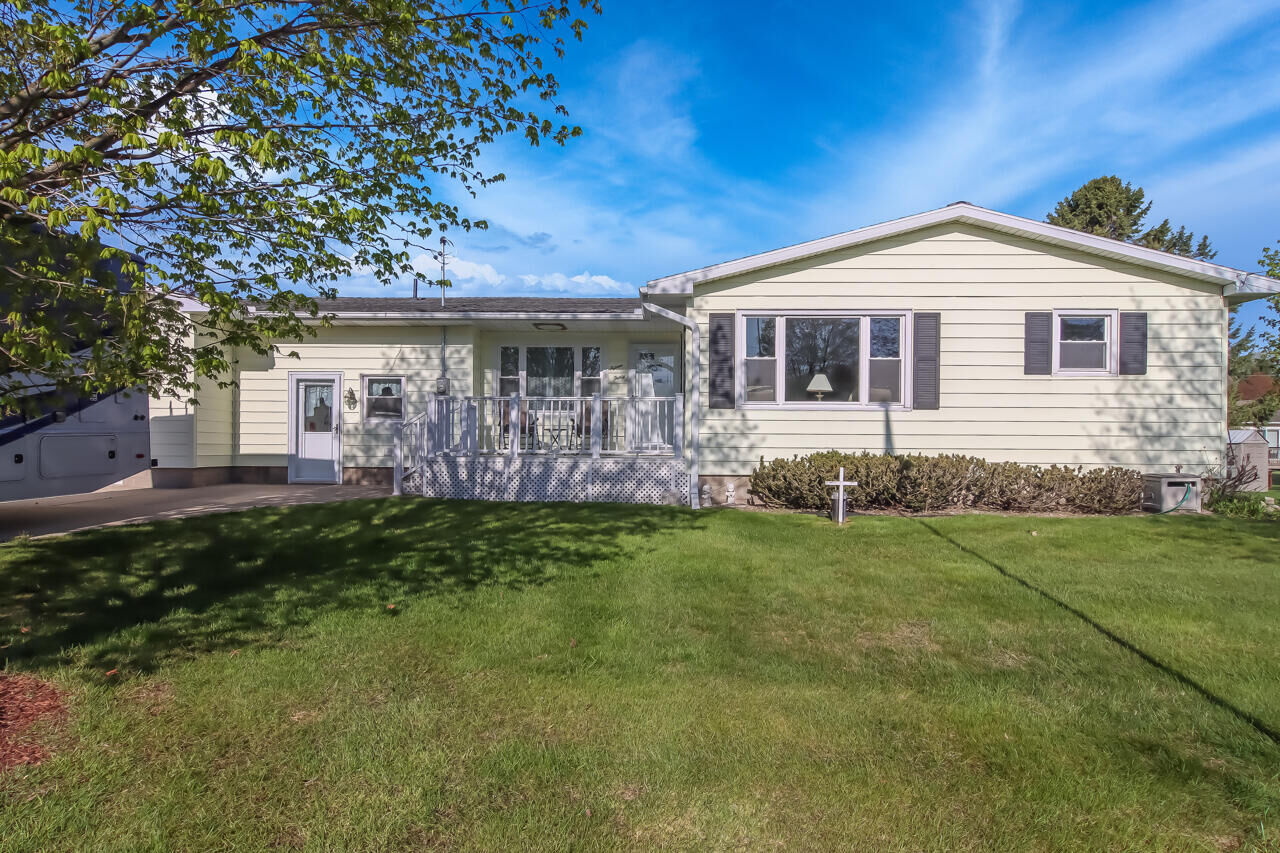 Property Photo: 1530 Arbor Lane MI 49660