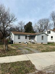 Property Photo:  1213 South Ellis Street  MO 63701 