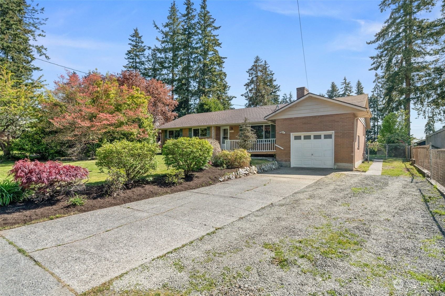 Property Photo:  19515 68th Avenue W  WA 98036 