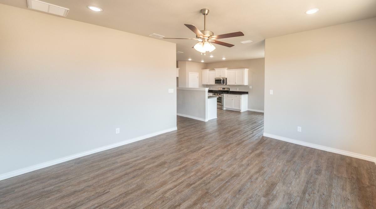 Property Photo: 6909 11th TX 79416