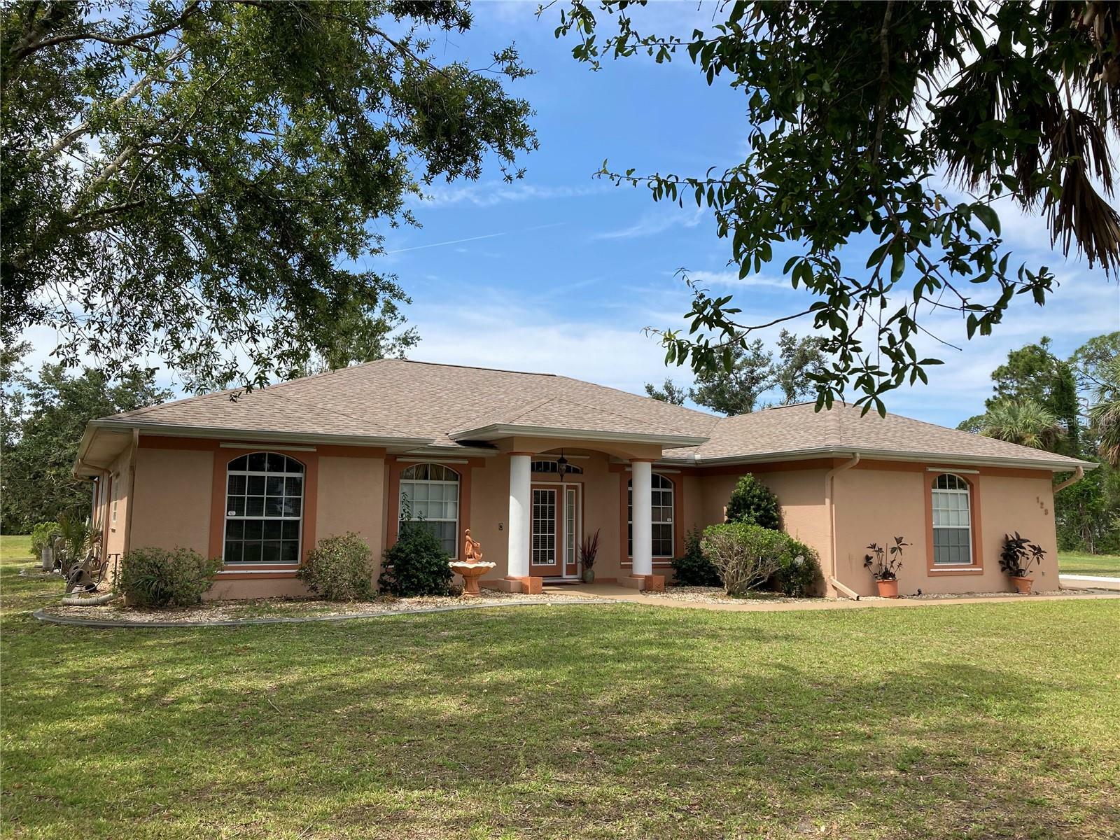 Property Photo: 128 Temuco Street FL 33983