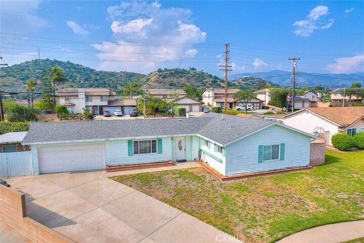 Property Photo:  911 Heather Street  CA 91740 