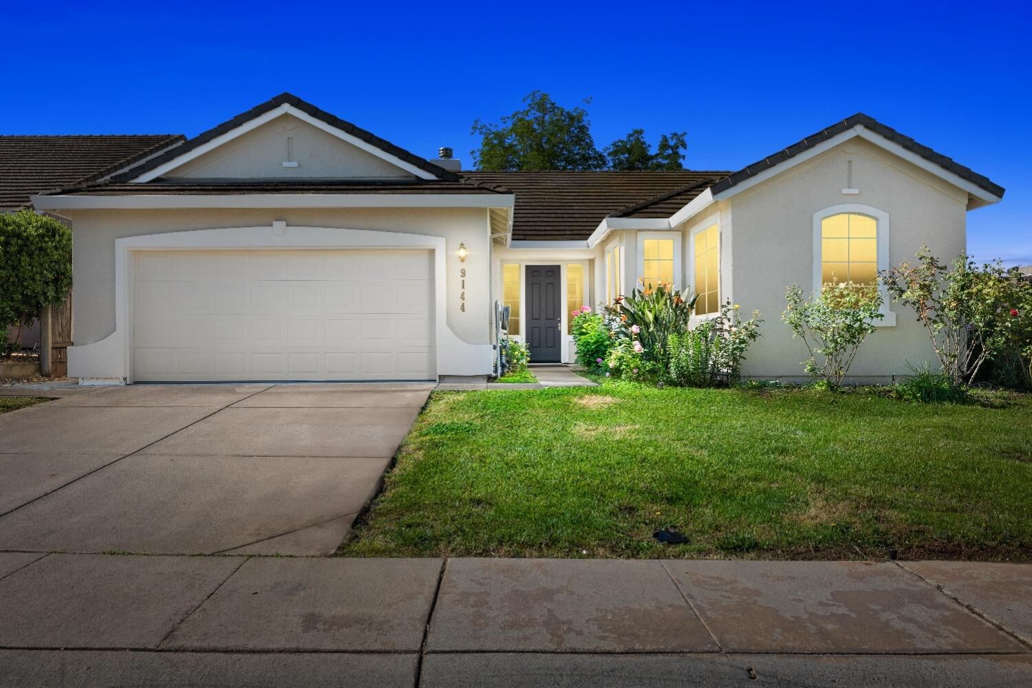 Property Photo:  9144 Garlington Court  CA 95829 