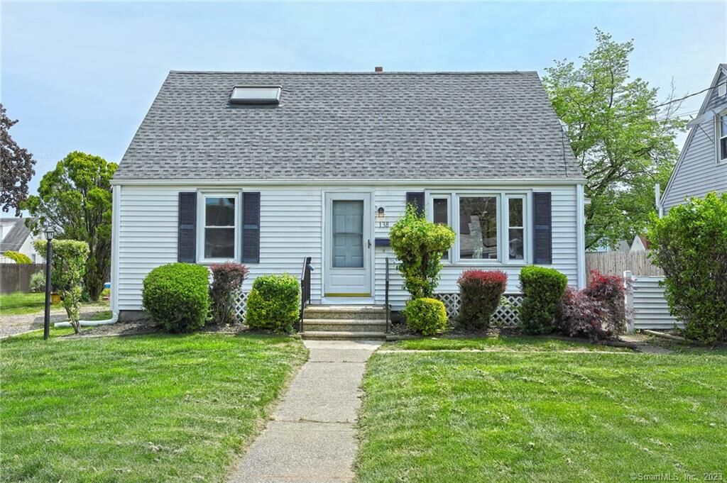 Property Photo: 138 Meadowside Road CT 06460