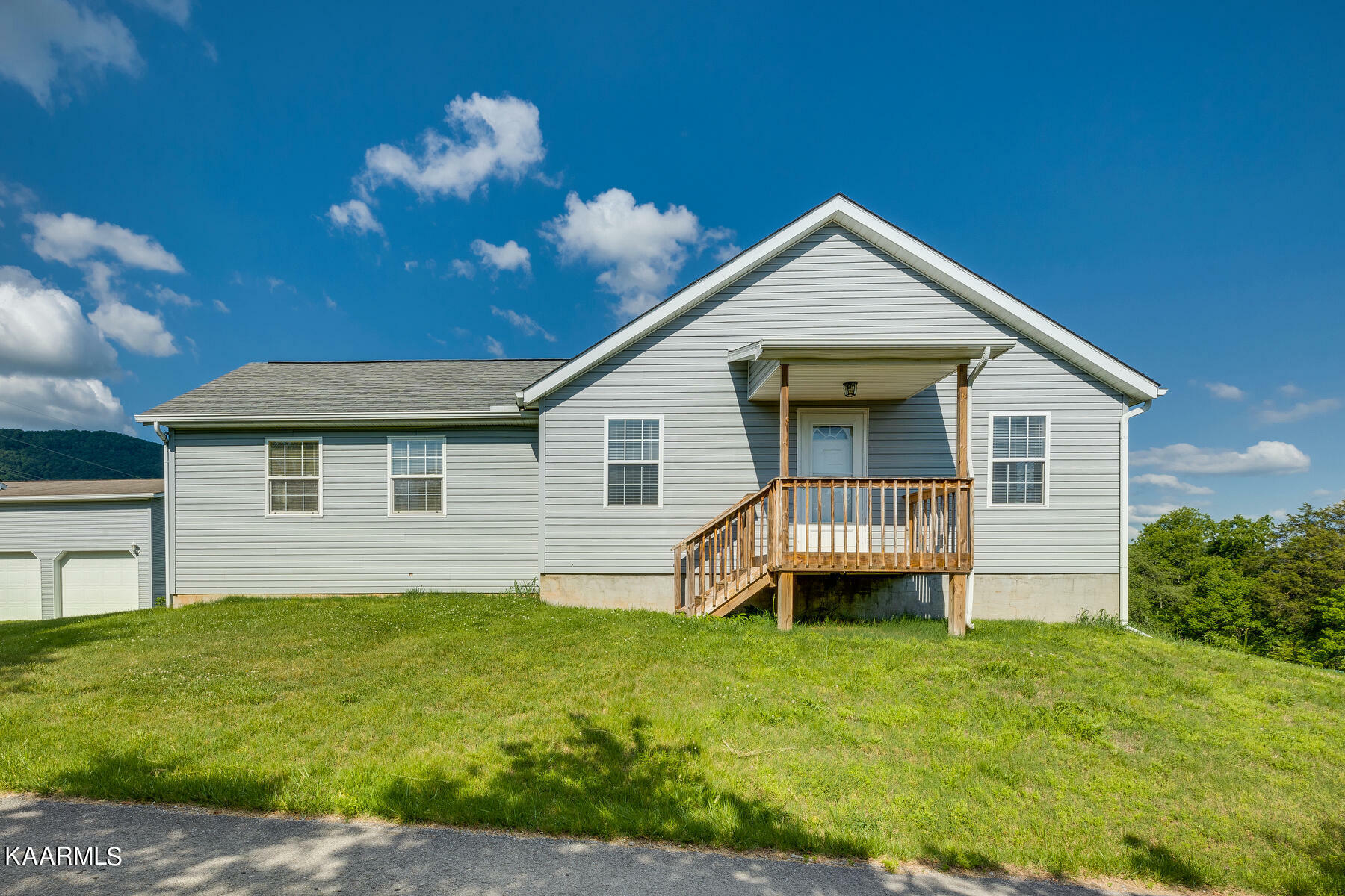 617 Wilson Gap Rd  Speedwell TN 37870 photo