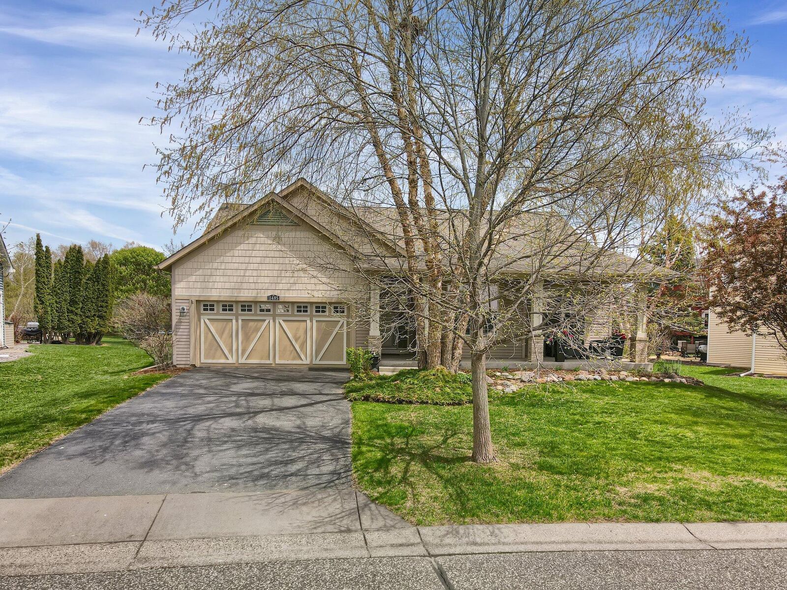 Property Photo:  11485 Halstead Trail  MN 55129 