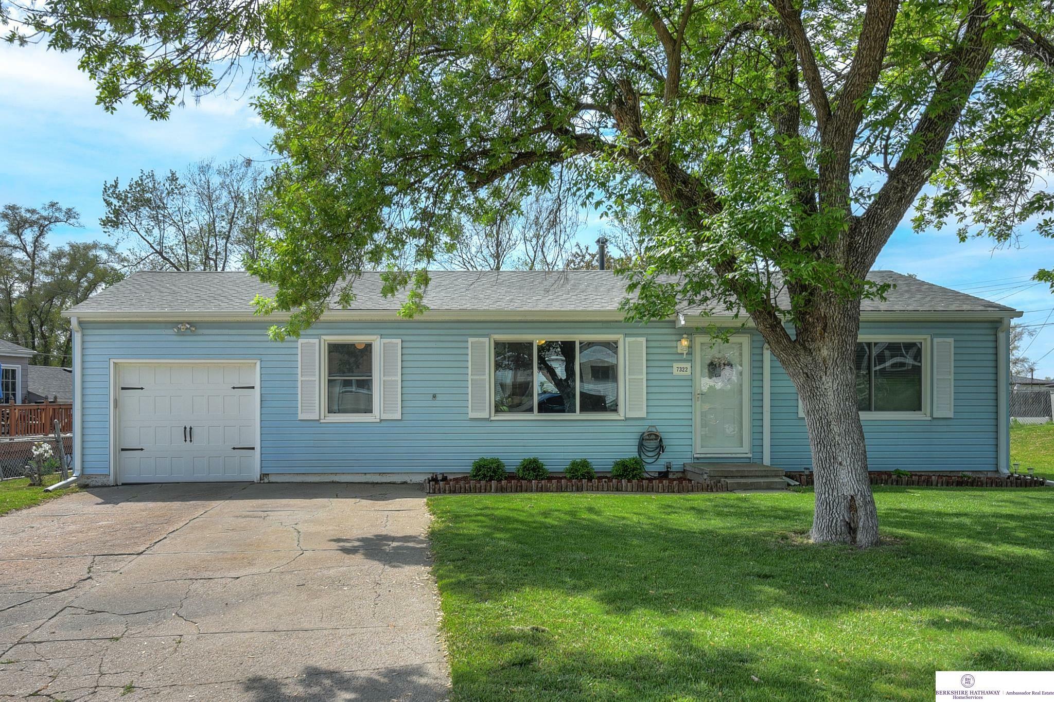 Property Photo:  7322 S 41 Avenue  NE 68147 