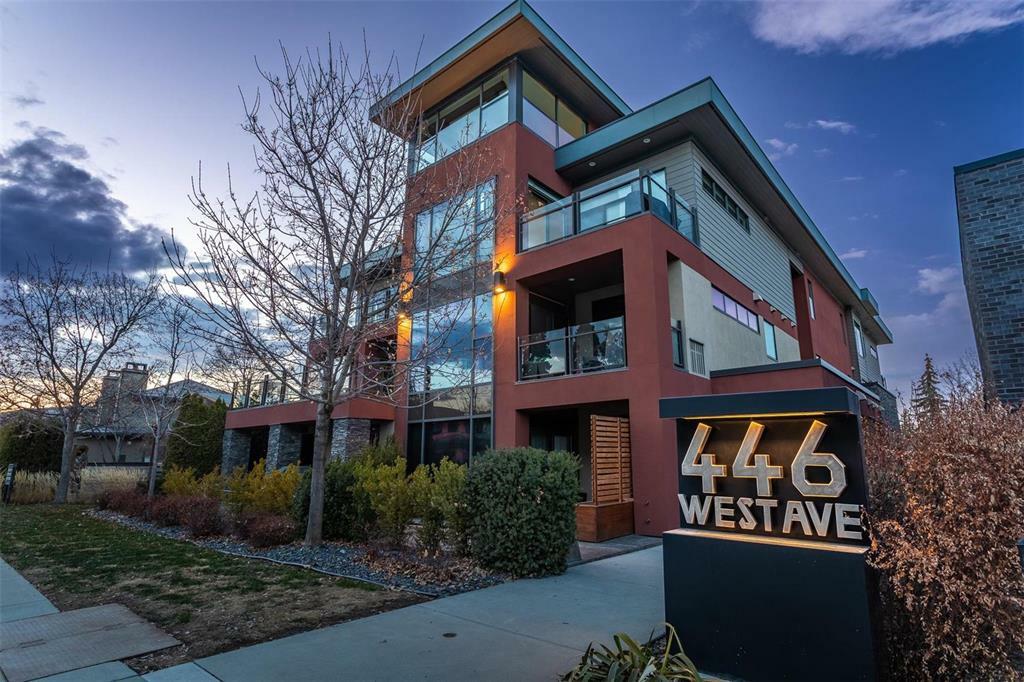 Property Photo: 446 West Avenue 204 BC V1Y4Z2