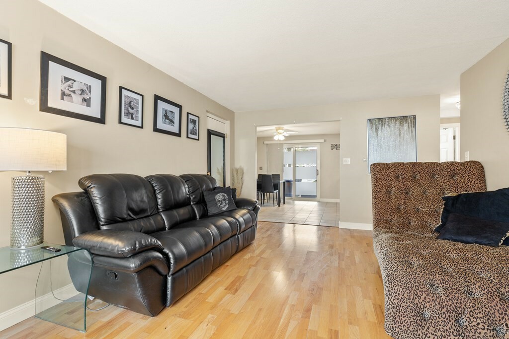 Property Photo:  70 Washington Park Dr 6  MA 01810 