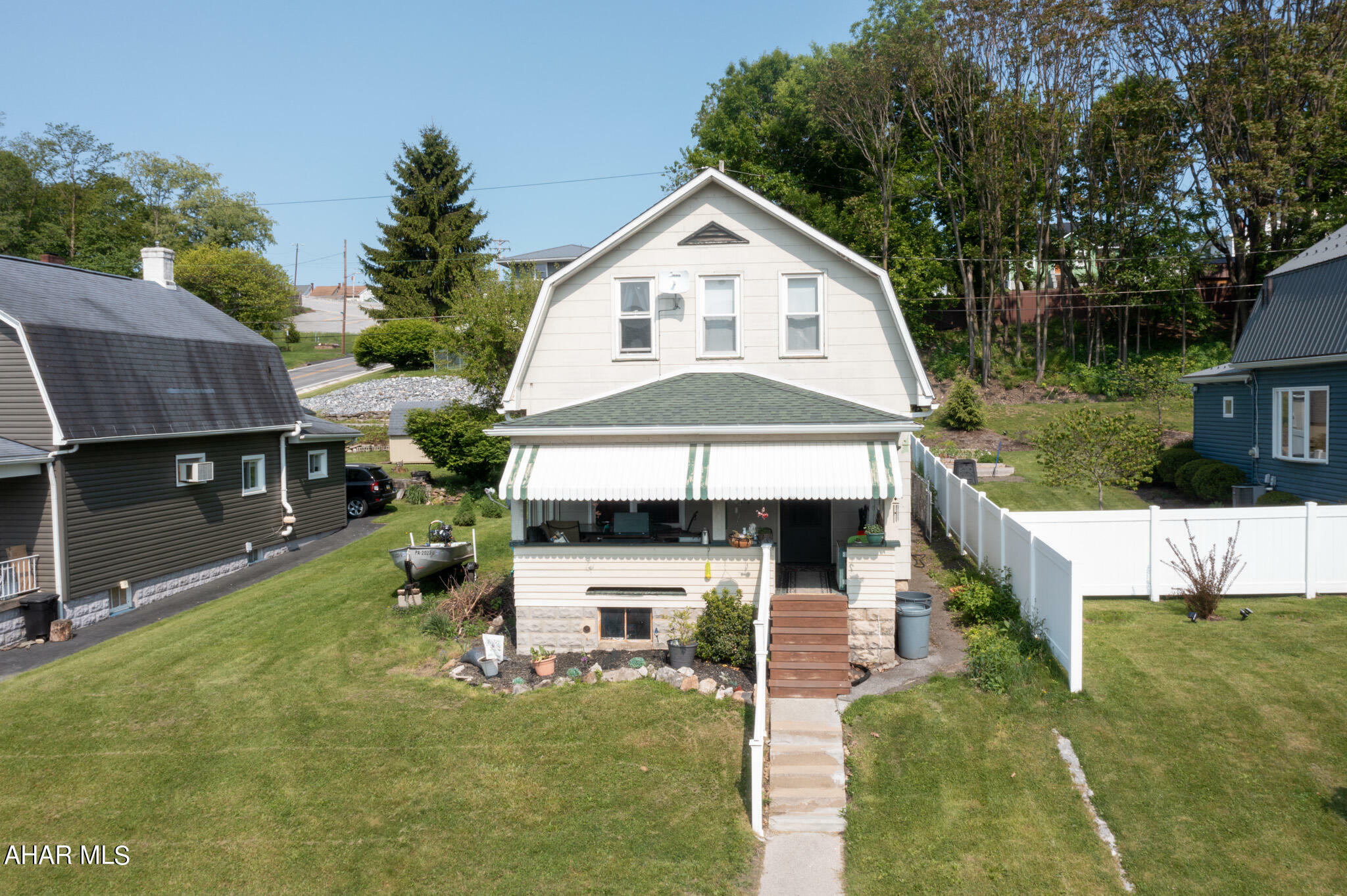 1224 Walton Avenue  Altoona PA 16602 photo