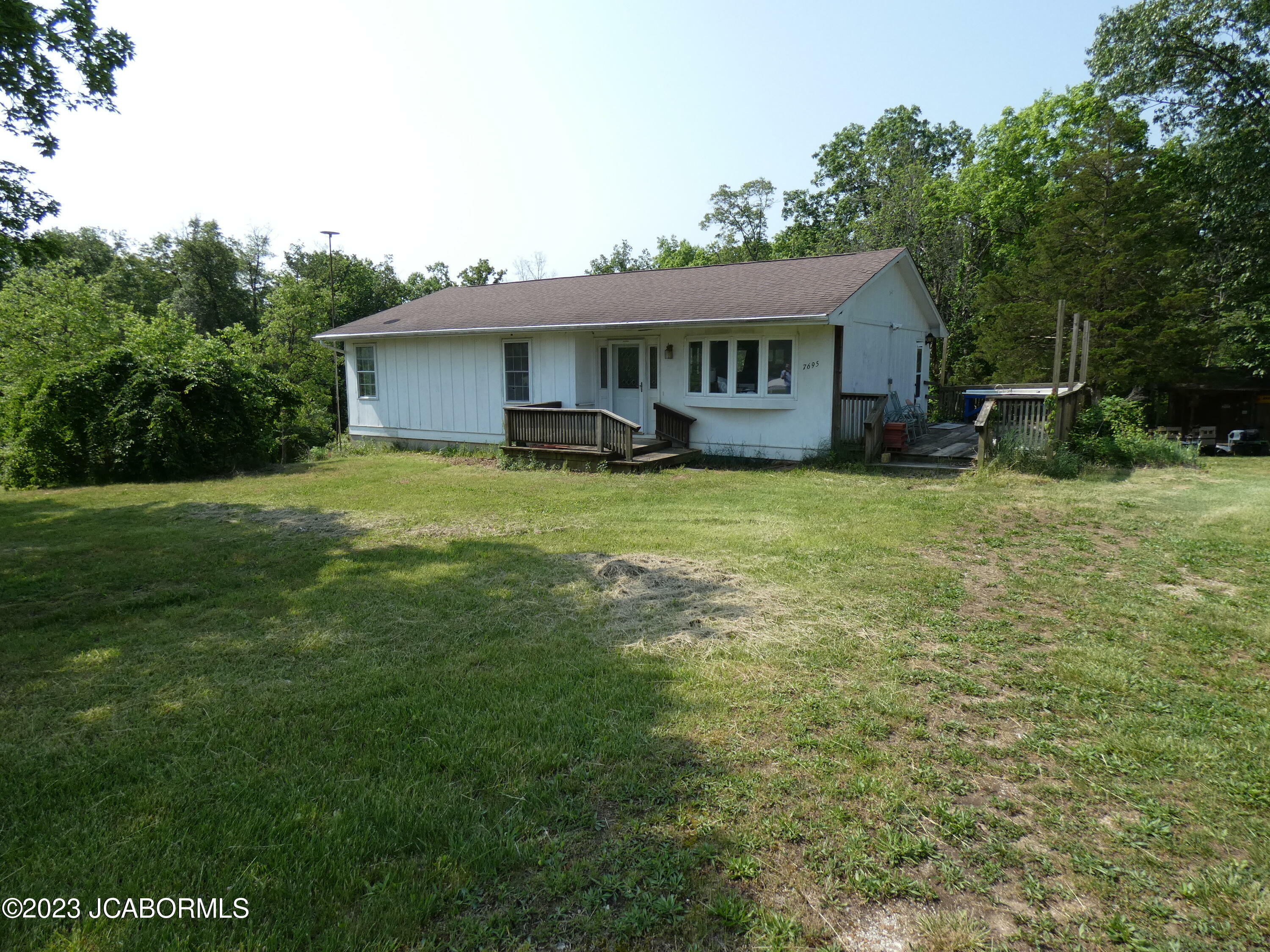 7695 Buttonwood Trail  Fulton MO 65251 photo