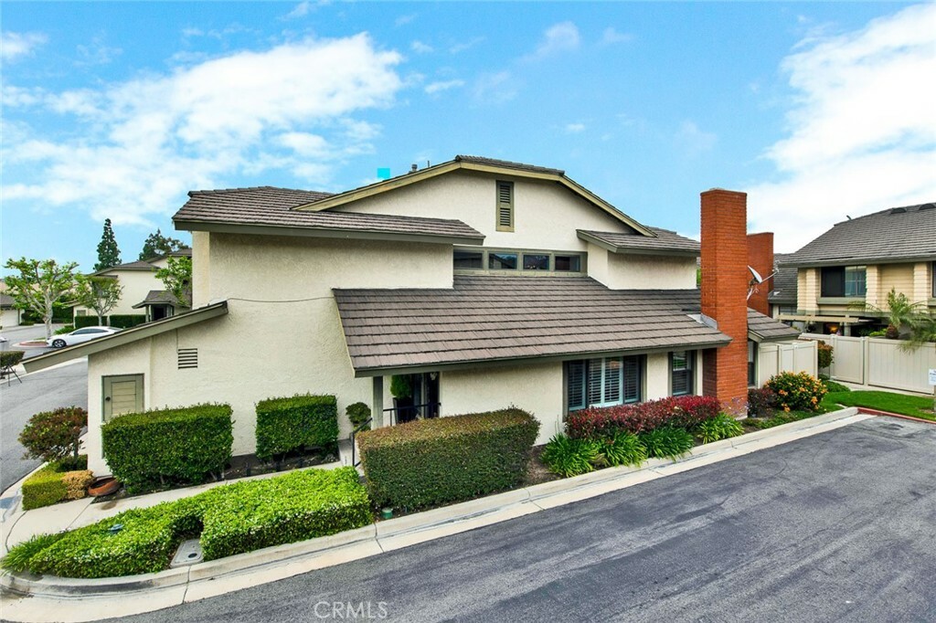 Property Photo: 18158 Rustic Court CA 92708