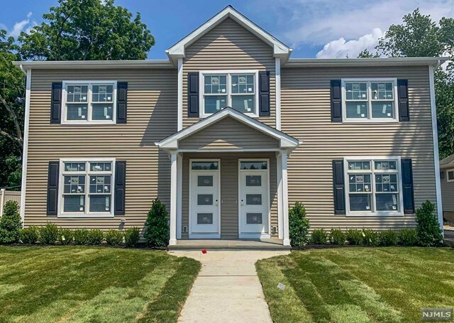 Property Photo:  674 Saddle River Road 2nd Floor  NJ 07663 