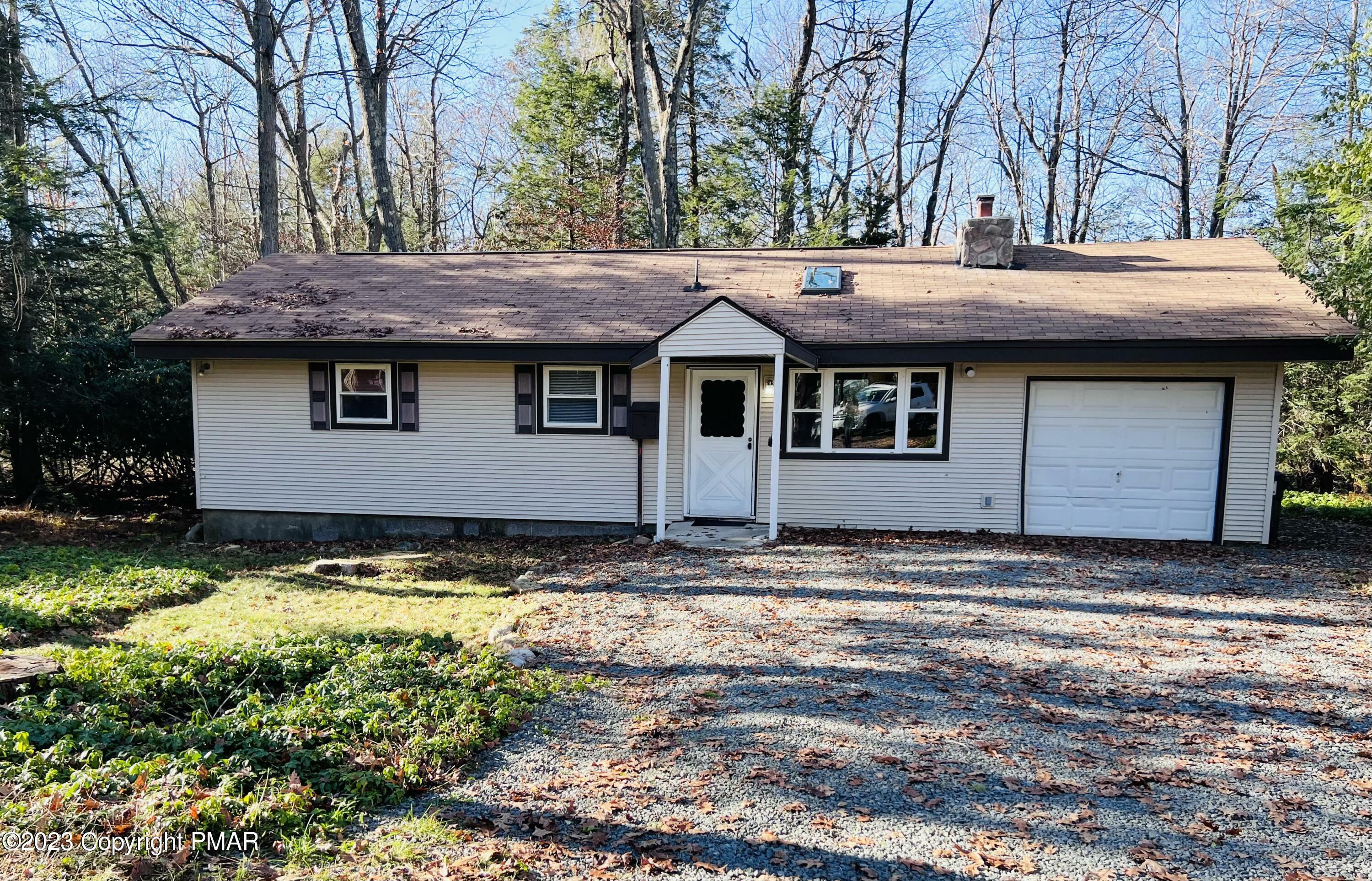 Property Photo:  711 Squirrel Circle  PA 18466 