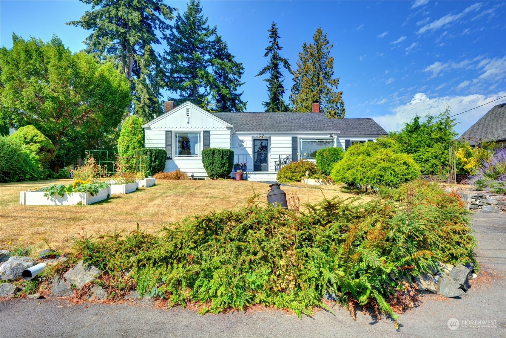 Home for sale in Everett 6524 Berkshire Drive, Everett, WA 98203