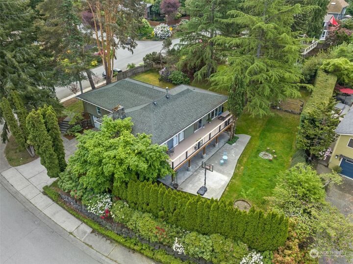 4115 NE 203rd Place  Lake Forest Park WA 98155 photo