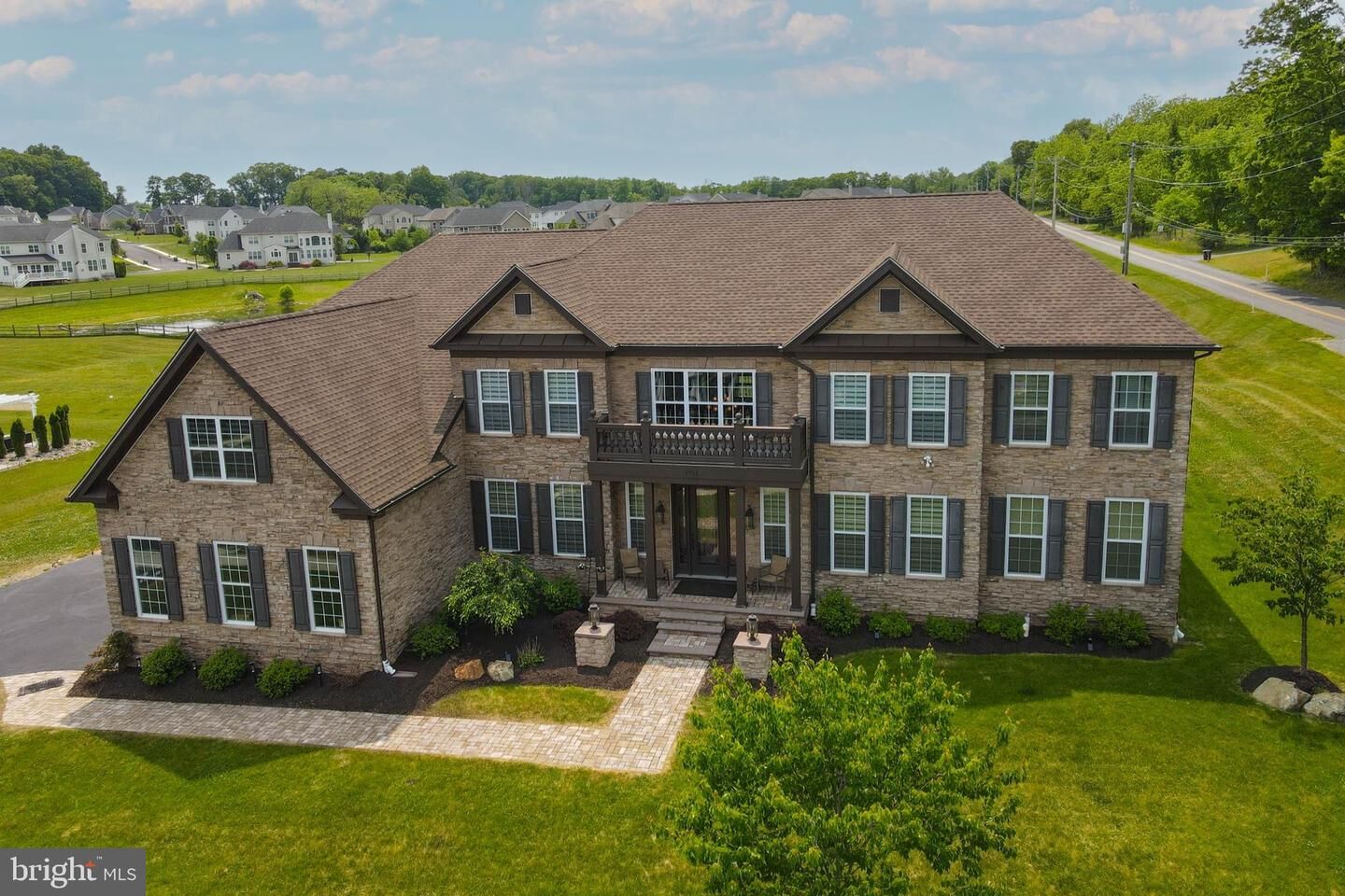 Property Photo:  1901 Rainlilly Drive  PA 18034 