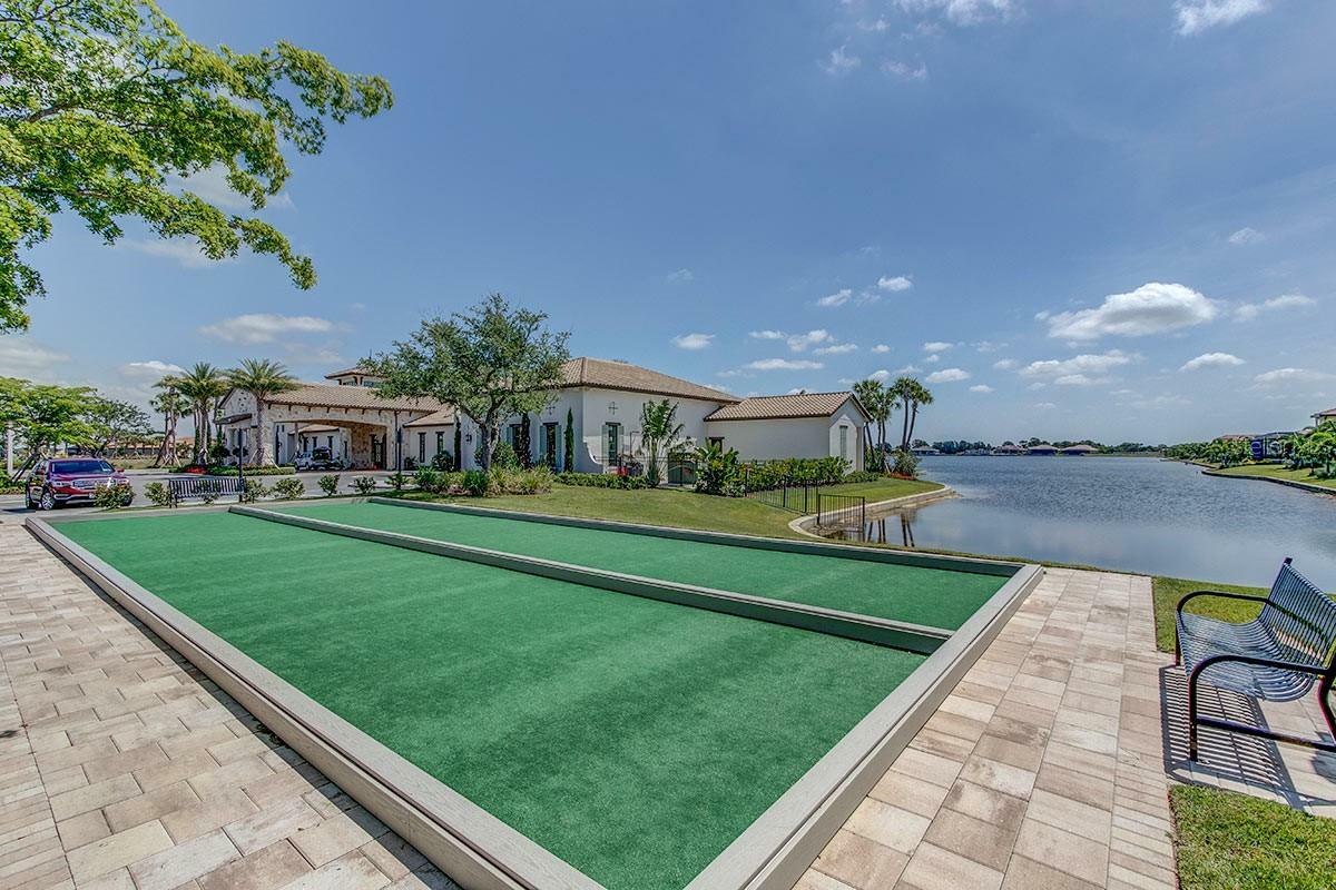 Property Photo: 265 Vinadio Boulevard FL 34275