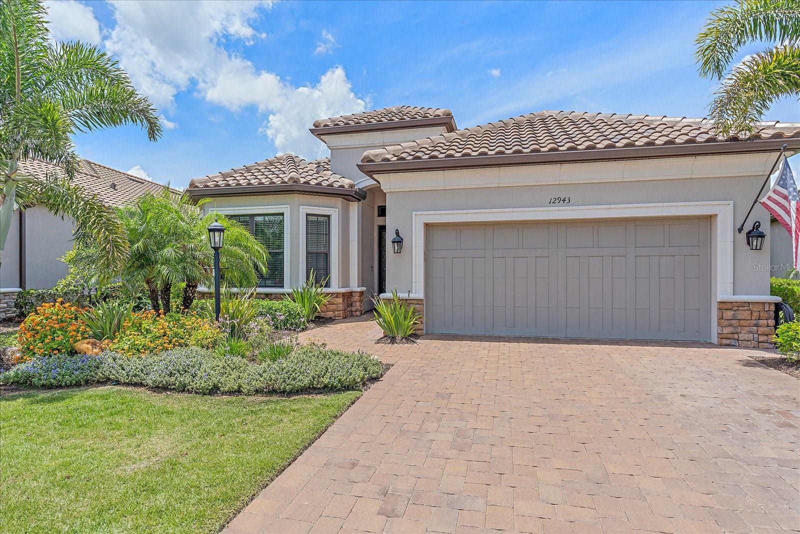 Property Photo:  12943 Sorrento Way  FL 34211 