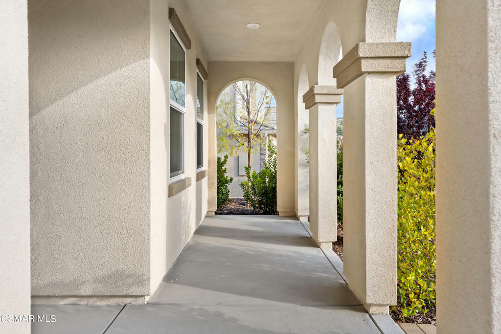 Property Photo:  476 Almond Lane  CA 93063 