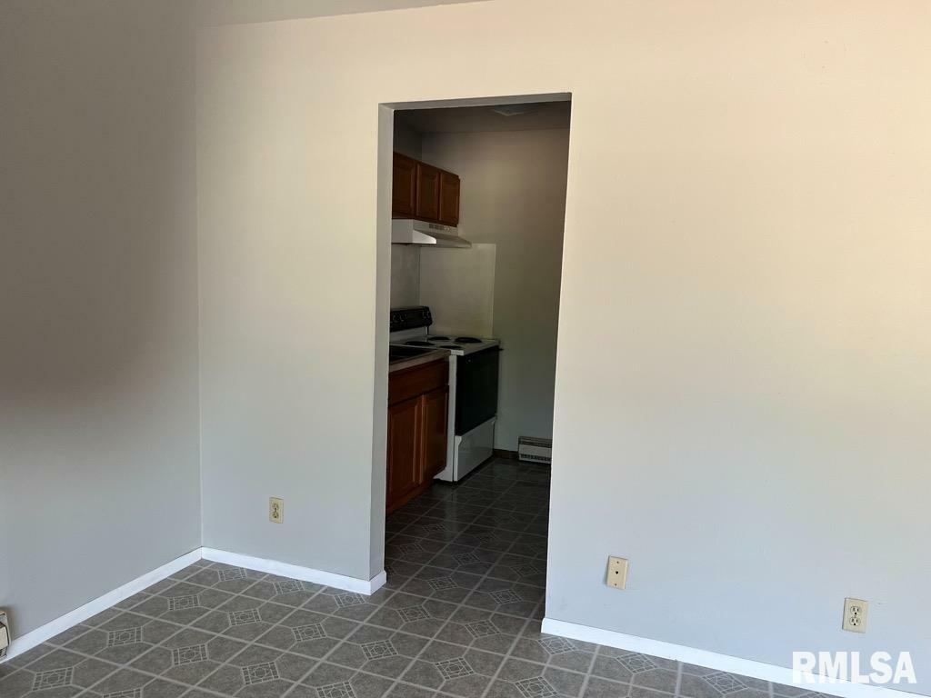 Property Photo: 505 S Poplar Street IL 62901