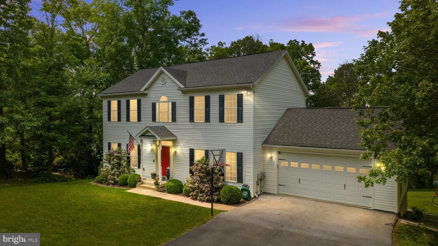 Property Photo: 1409 Lakeside Drive WV 25425