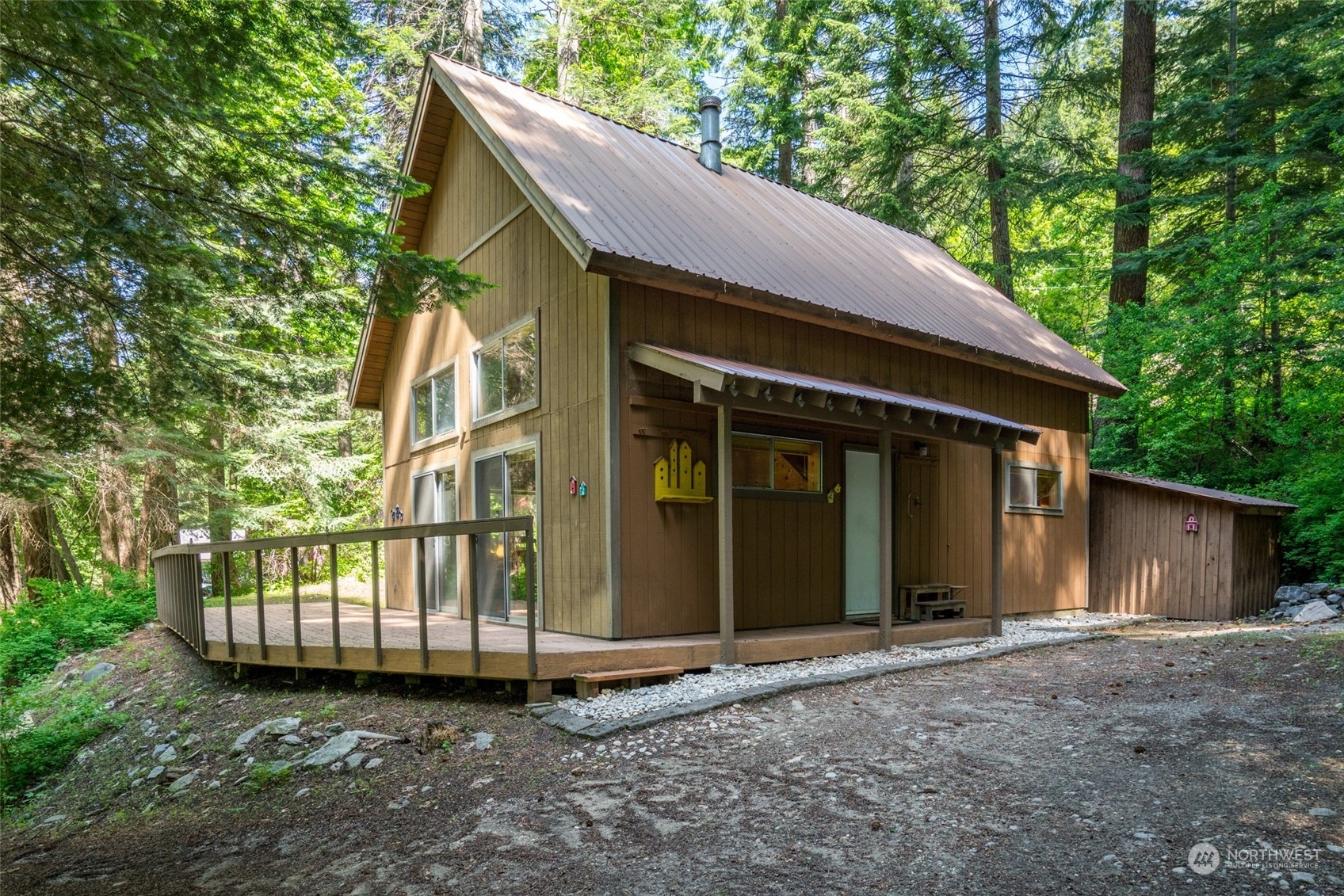 Property Photo: 17880 N Shore Drive WA 98826