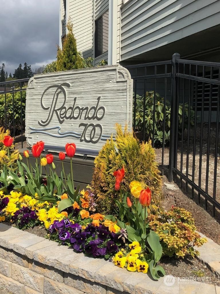 2 bed Des Moines home for sale 700 S 282nd Street 740, Des Moines, WA