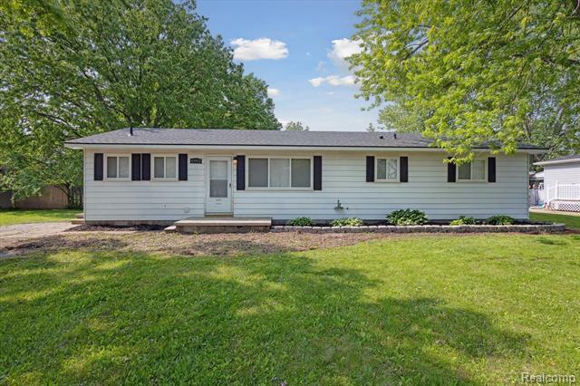 Property Photo:  43933 Crowley Road  MI 48111 