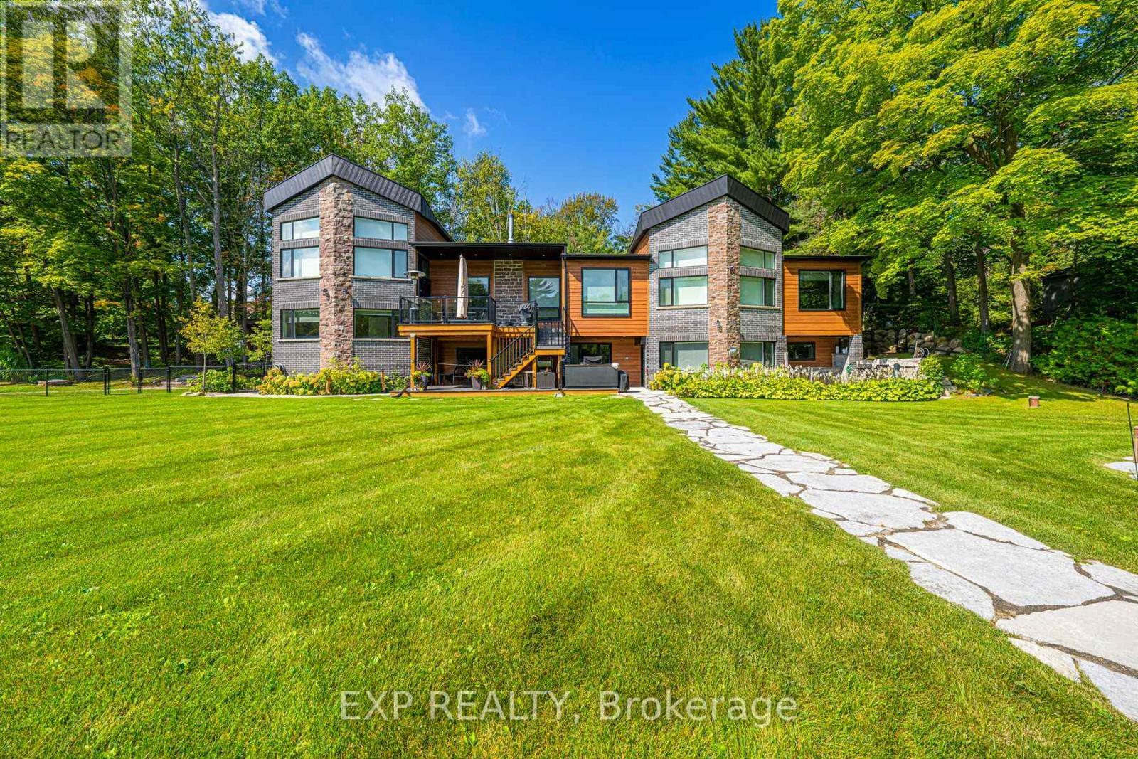 Property Photo:  5 Birch Knoll Road  ON L0E1R0 