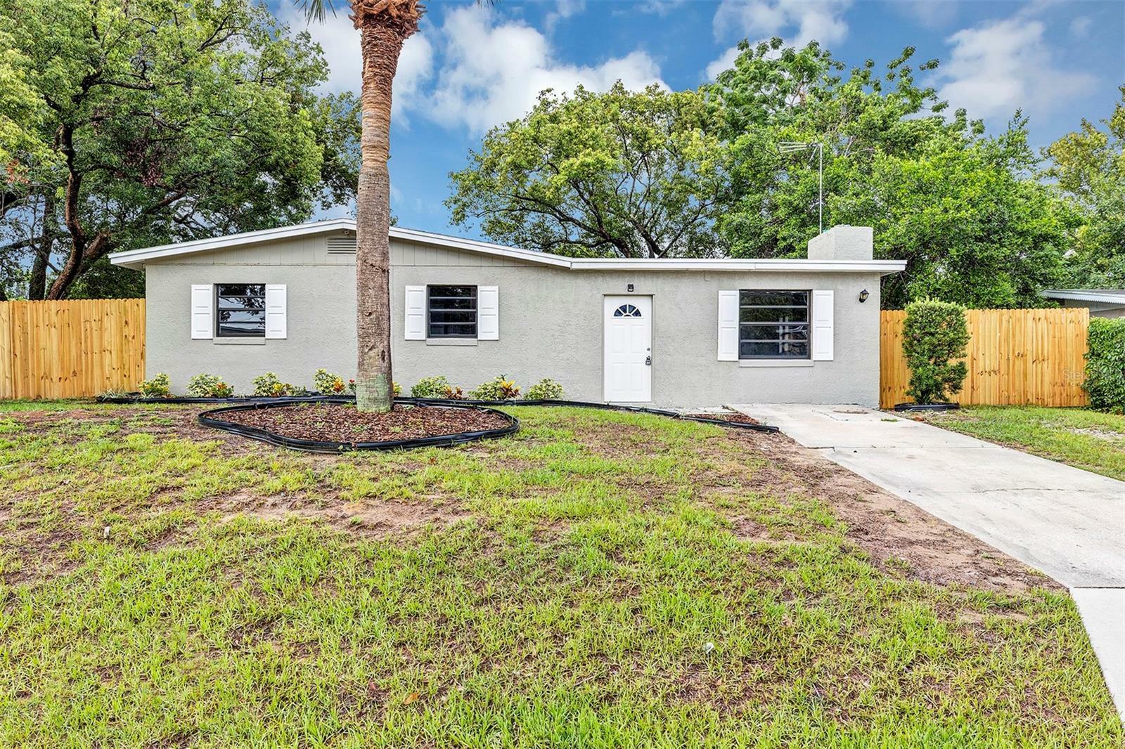 Property Photo:  1230 Pleasantview Drive  FL 32703 