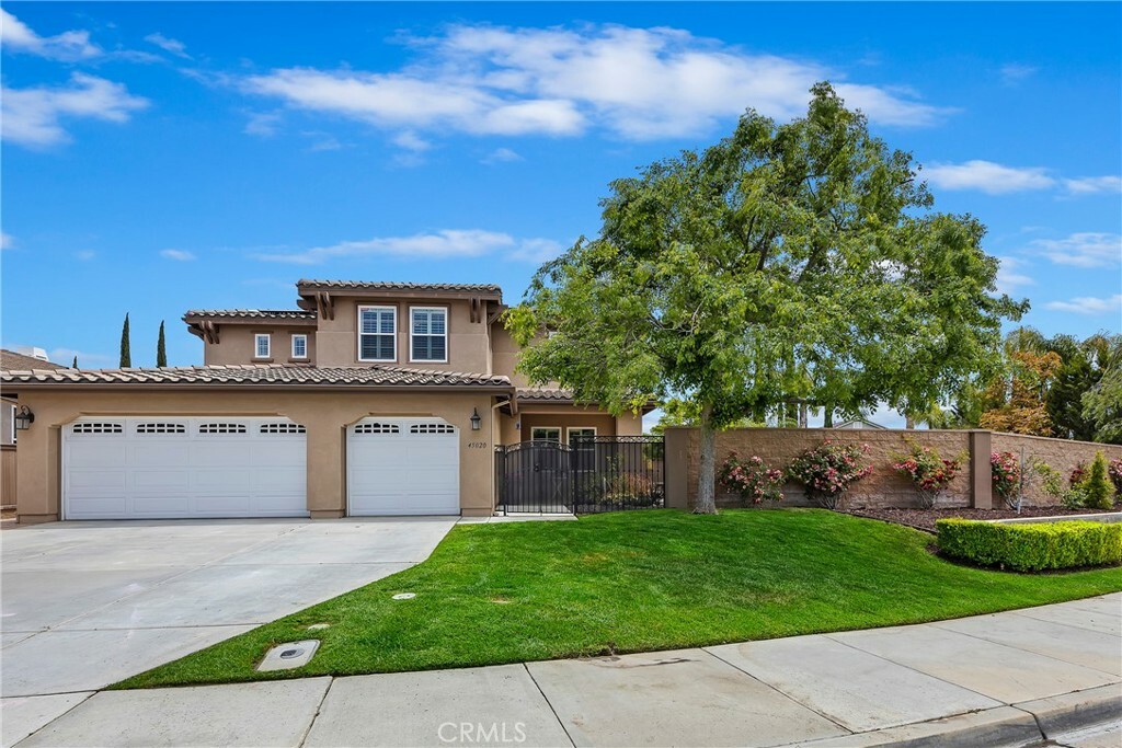 Property Photo:  45020 Rutherford Street  CA 92592 