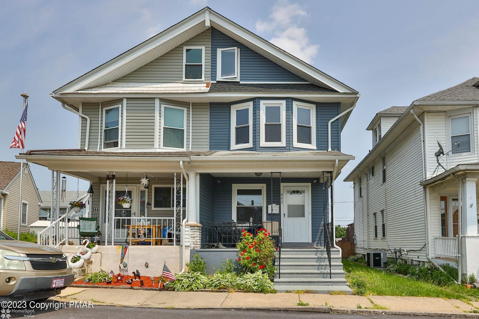 Property Photo: 942 Fernwood Street PA 18018