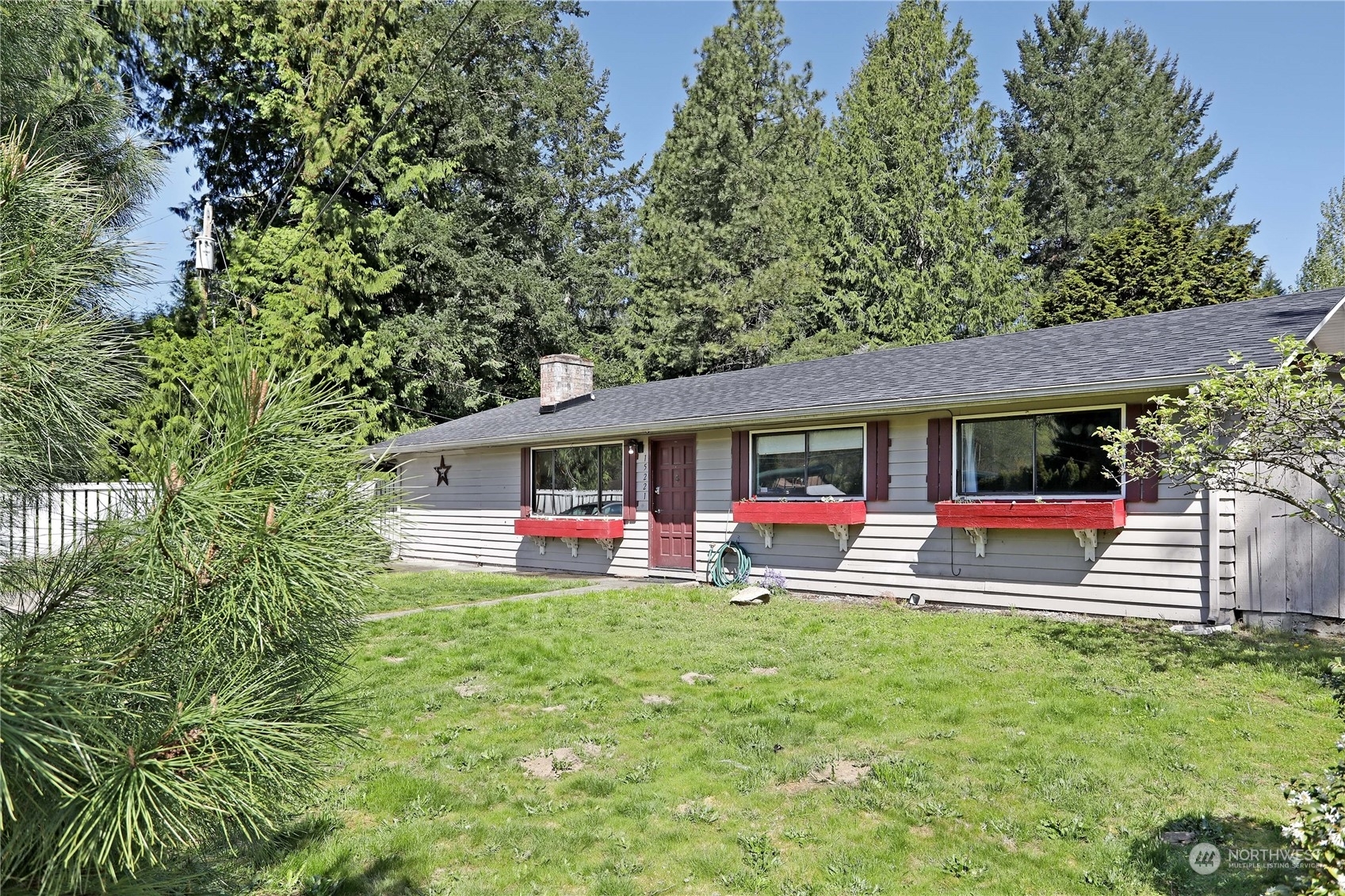 Property Photo:  15221 150th Lane SE  WA 98058 