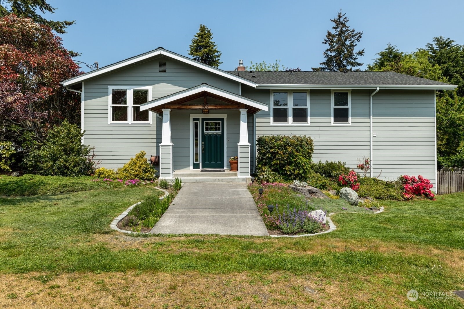 302 NE 8th Street  Coupeville WA 98239 photo