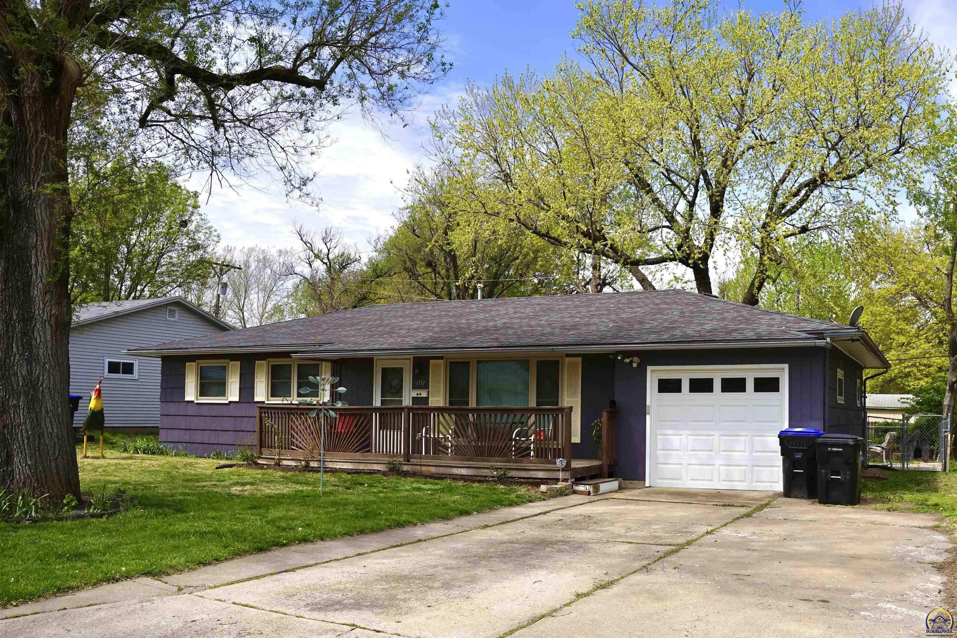 1717 SW Fairmont Rd  Topeka KS 66604 photo