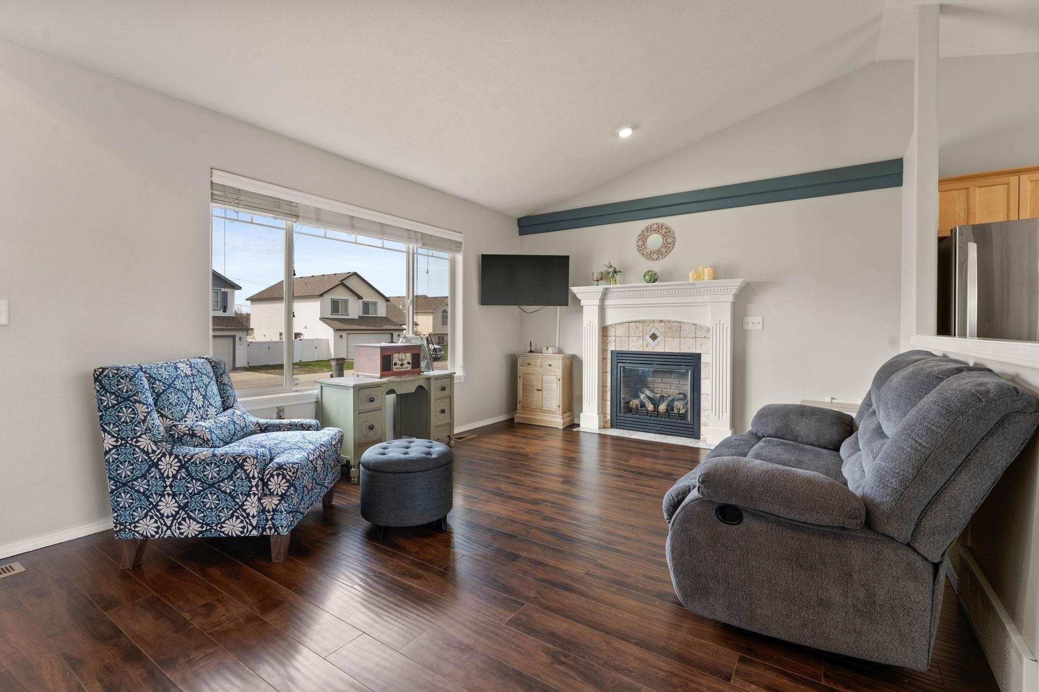 Property Photo: 1502 N Coach Dr WA 99016