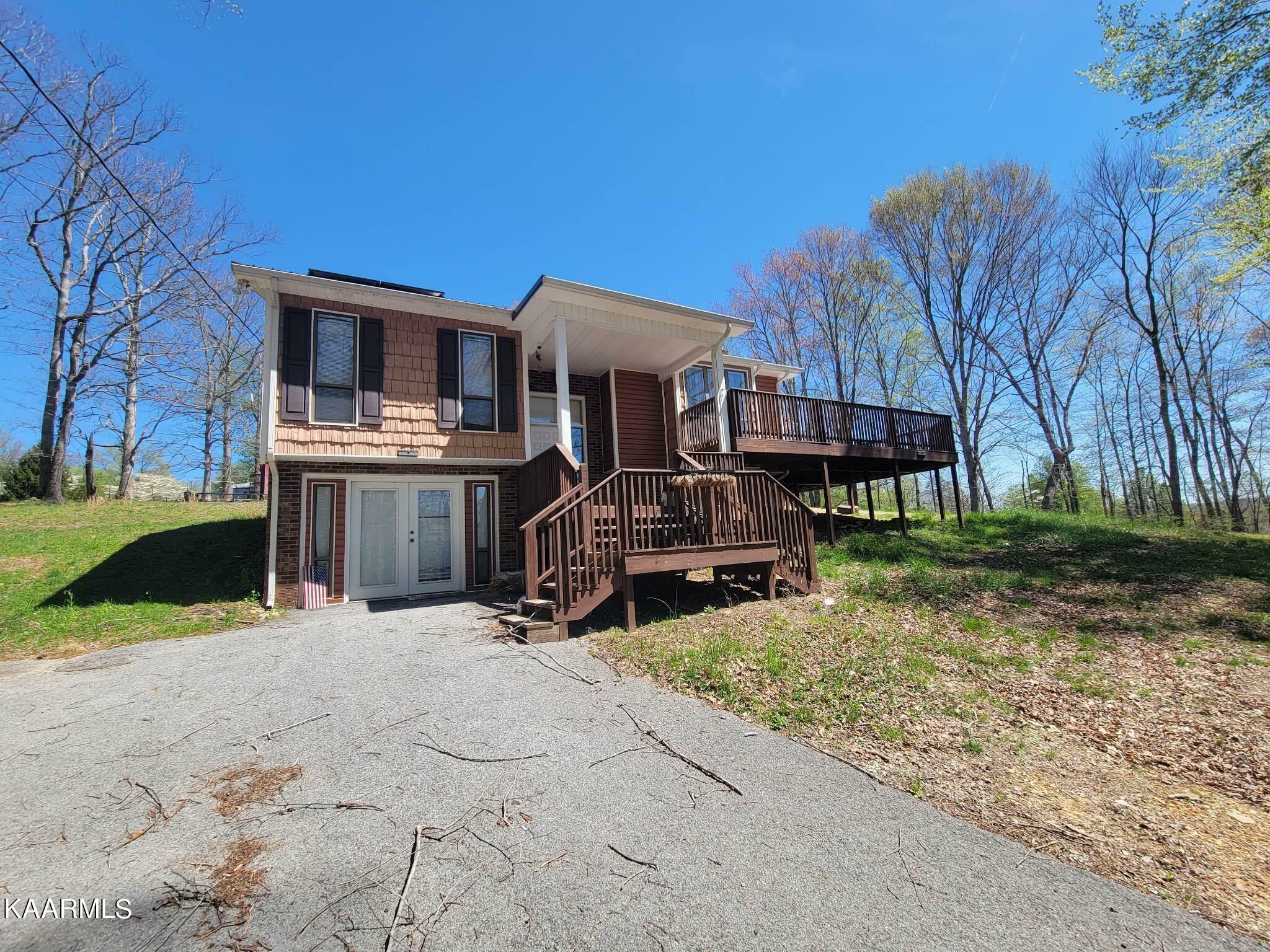 Property Photo:  346 Hc Smith Drive  TN 37841 