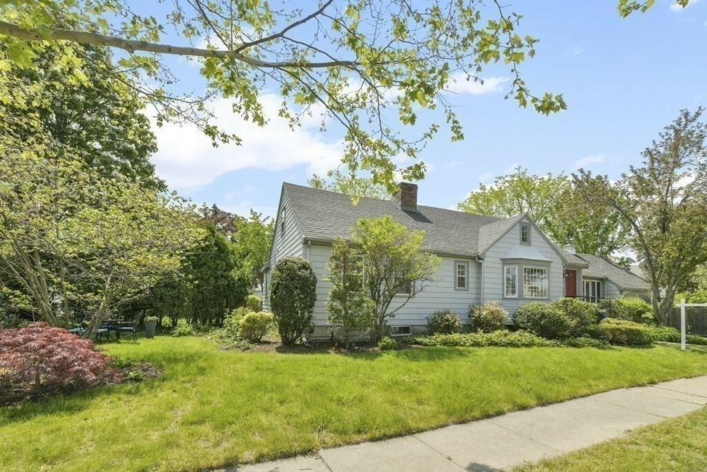 Property Photo:  84 Statler Rd  MA 02478 