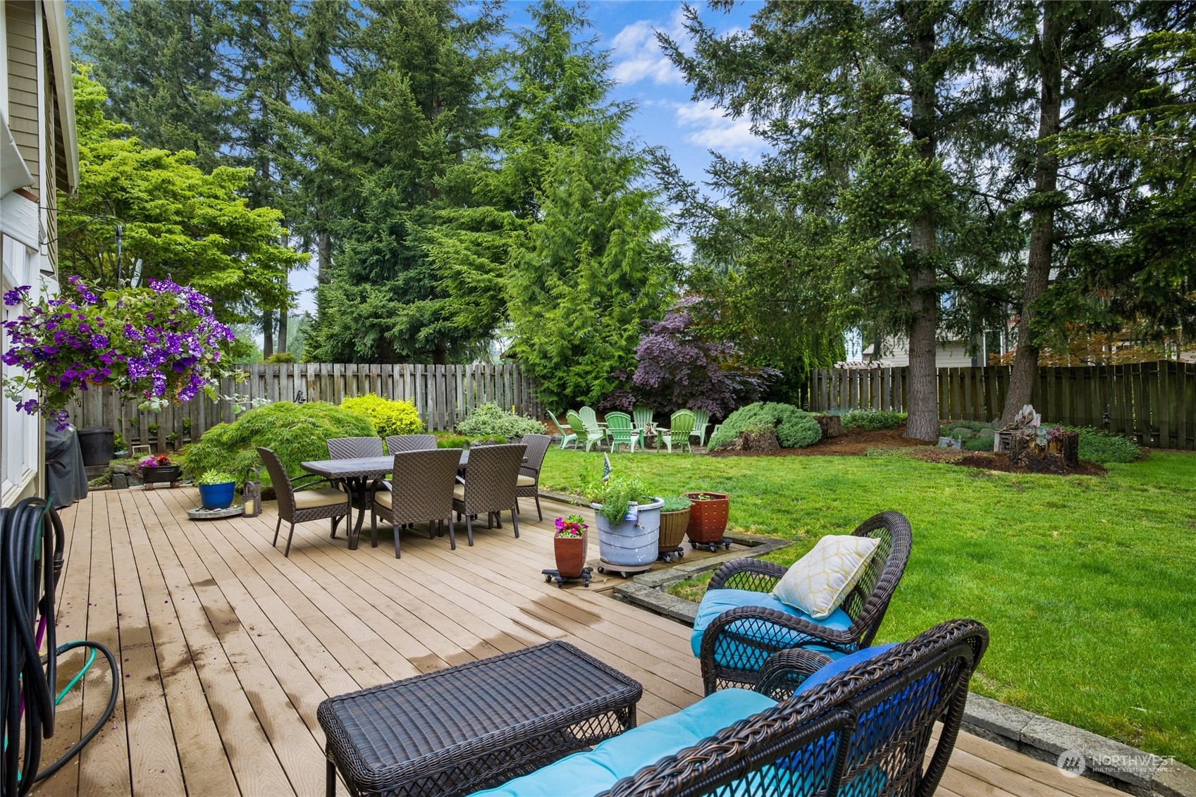 Property Photo: 13002 SE 232nd Place WA 98031