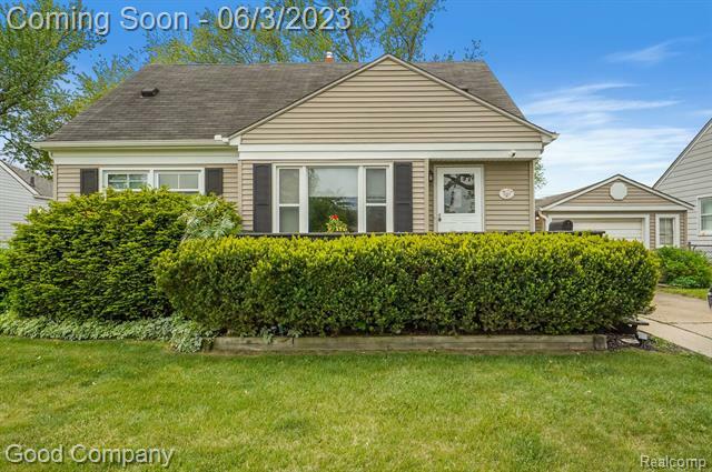 Property Photo:  3521 Chester Road  MI 48073 