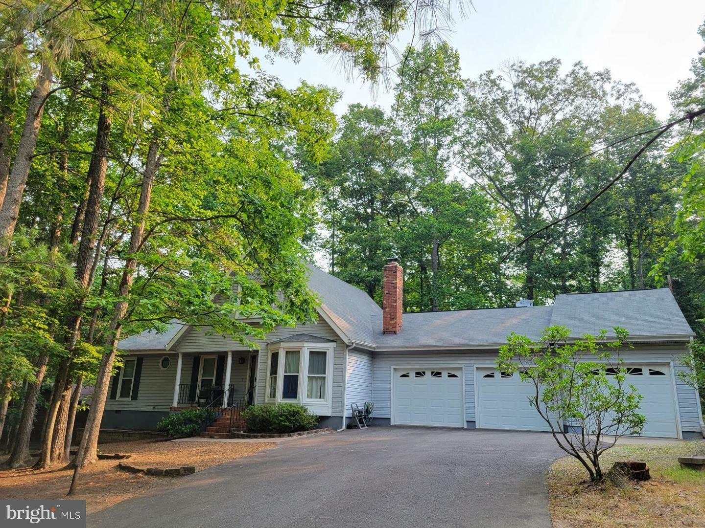 Property Photo:  103 Creekside Drive  VA 22508 