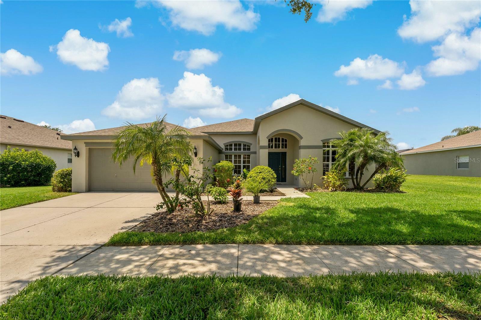 Property Photo:  6315 Bridgevista Drive  FL 33547 